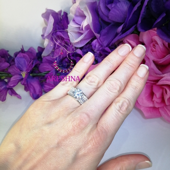 3ct Diamond Engagement Ring - Picture 5 of 9